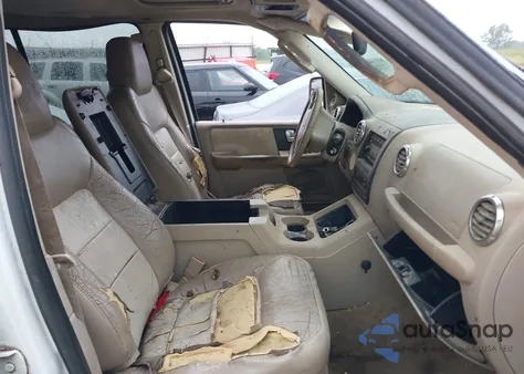 2003 Ford Expedition Eddie Bauer из США, поврежденный, VIN 1FMFU17L03LC02548